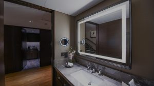 Mirrors That Make A Statement: Decorative Wall Mirrors